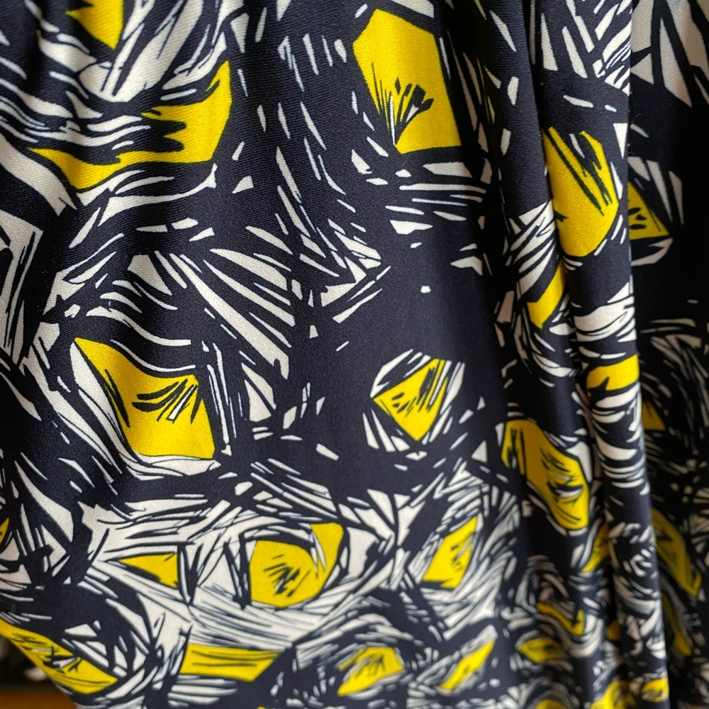 Worn Only A Few Times For Performing. Pockets!!!!! - image 3